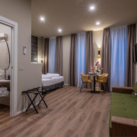 Hi Room เตรนโต ภายนอก รูปภาพ