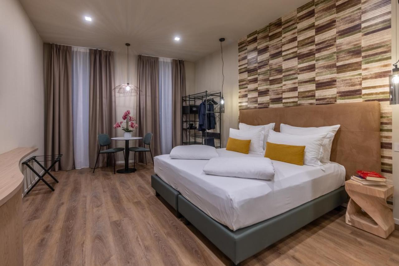 Hi Room เตรนโต ภายนอก รูปภาพ