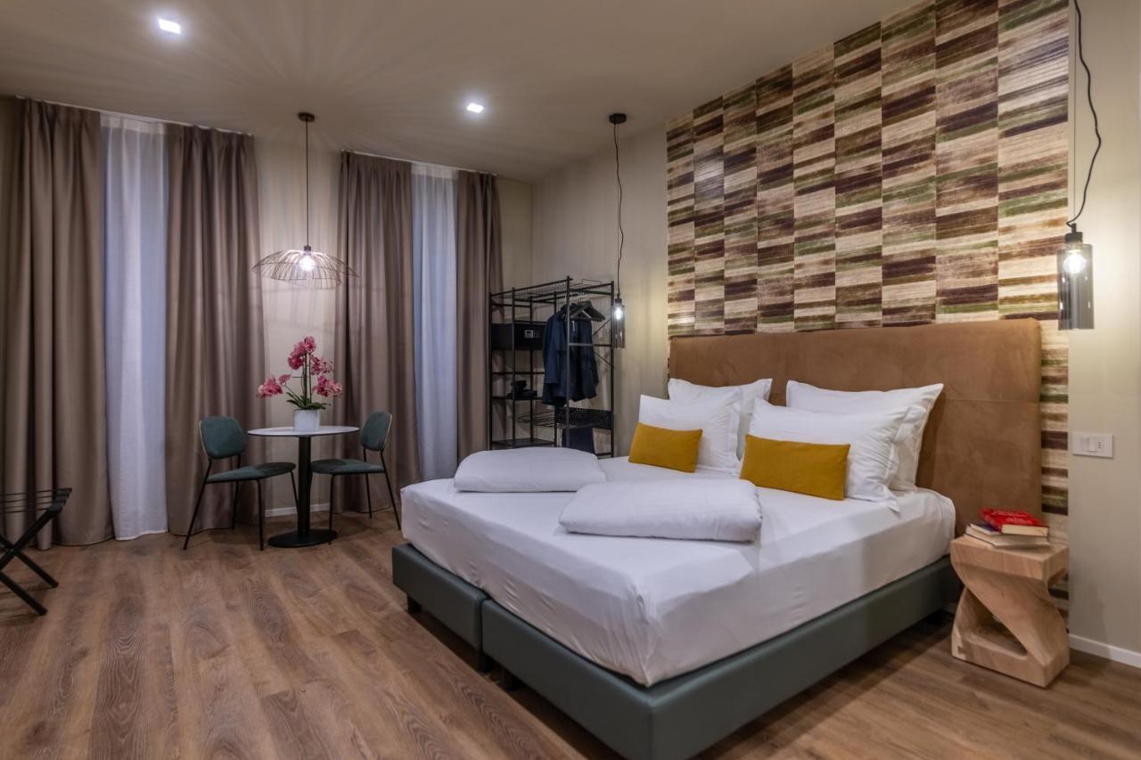 Hi Room เตรนโต ภายนอก รูปภาพ