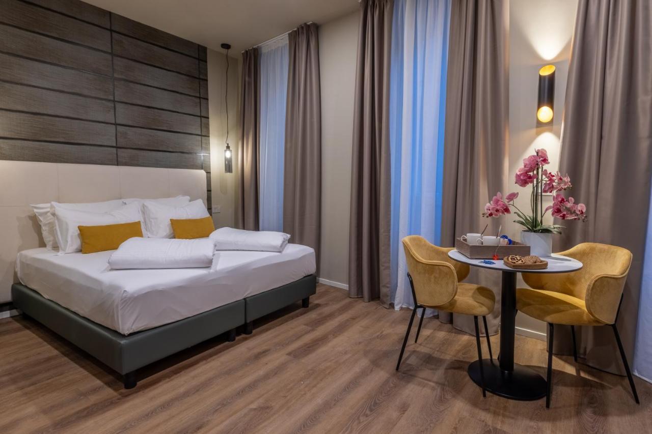 Hi Room เตรนโต ภายนอก รูปภาพ